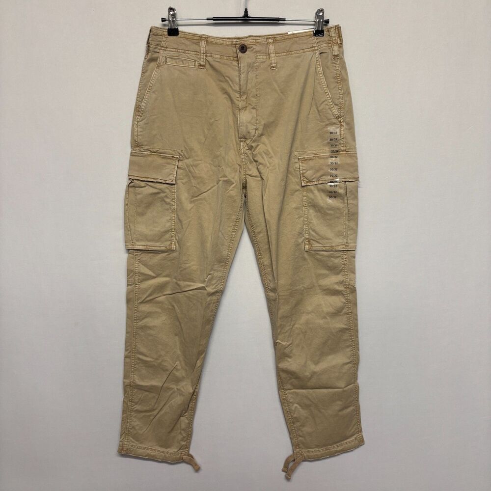 NWT American Eagle Men Lived-In Cargo Pants Measured 30x28 Khaki C134 -18